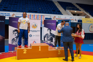 19.07 (640)